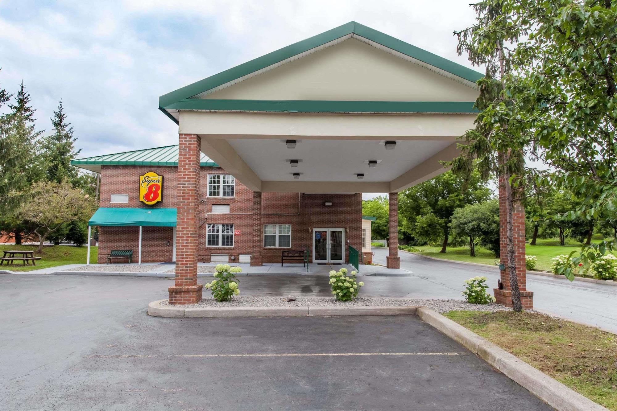 Syracuse Inn East Syracuse Exteriör bild