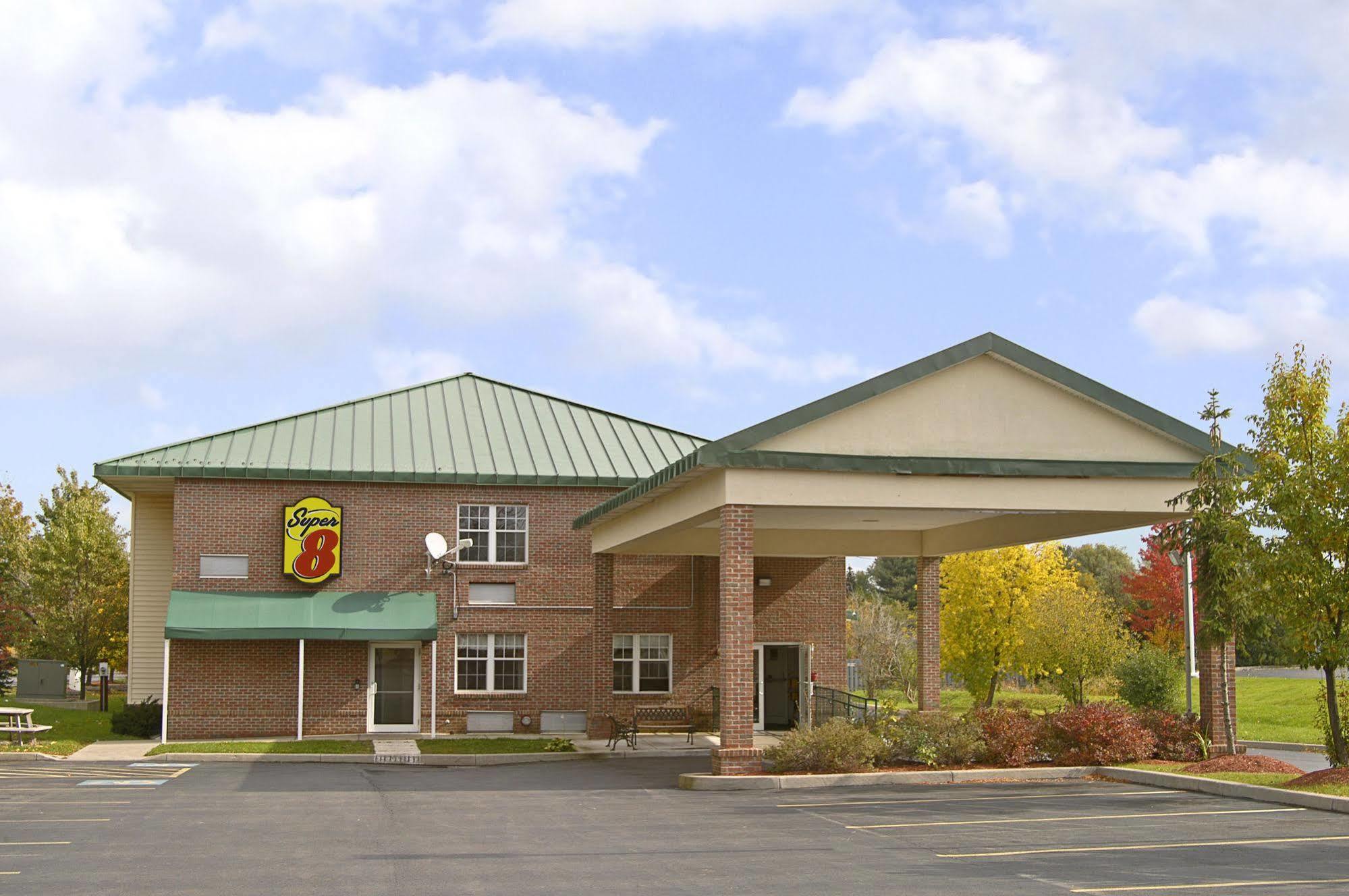 Syracuse Inn East Syracuse Exteriör bild